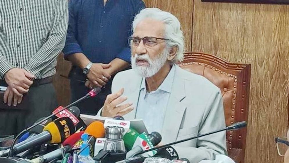 সংবিধান সংস্কার নিয়ে যা জানালেন উপদেষ্টা হাসান আরিফ