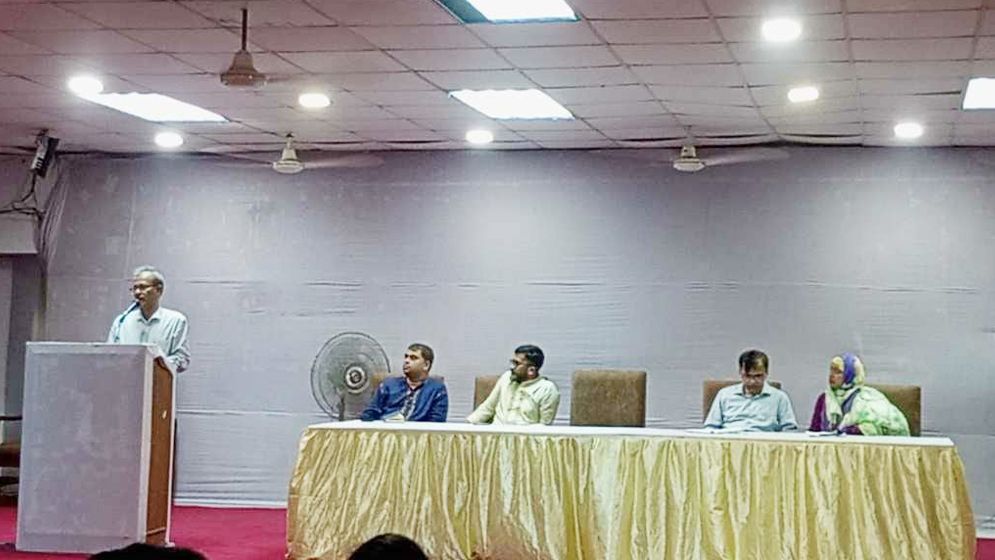 স্বৈরাচারকে উৎসাহিত করা ব্যক্তিদের ভিসি হতে চান না জবি উপাচার্য 