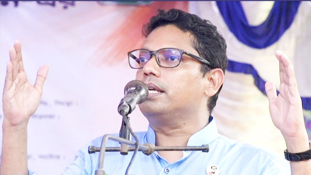 সংসদ ভবন থেকে হারিয়েছে পলকের ২ অস্ত্র