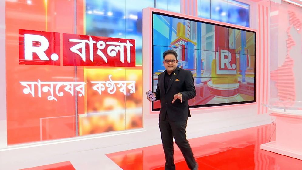 ময়ুখ রঞ্জন ঘোষ: সাংবাদিকতা নাকি নাটকীয়তা?