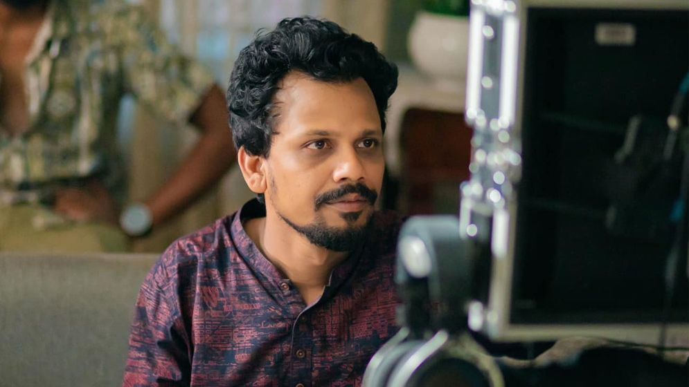 মধ্যরাতে আটক হলেন নির্মাতা রাফাত রিংকু