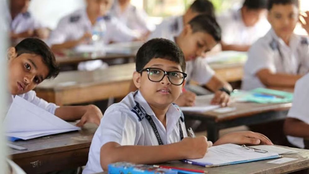 এবারো একই প্রক্রিয়ায় স্কুলে ভর্তি