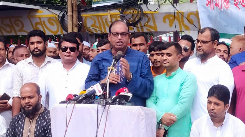 ভারতকে সিদ্ধান্ত নিতে হবে গণতন্ত্রের পক্ষে থাকবে নাকি ফ্যাসিবাদের: দুদু