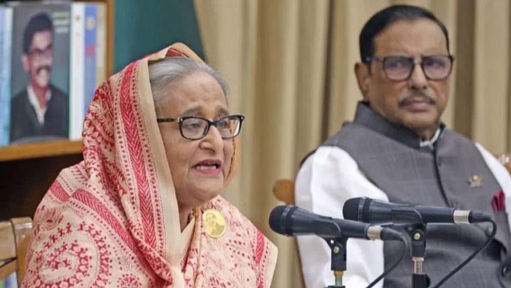 শেখ হাসিনা-ওবায়দুল কাদেরসহ ১৫ জনের বিরুদ্ধে মামলা
