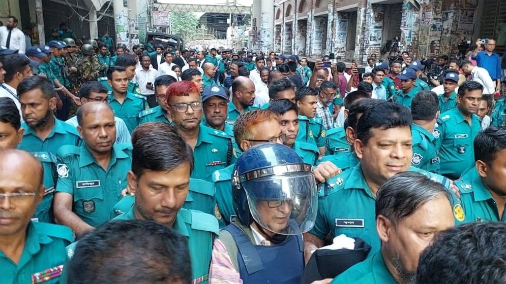 যে মামলায় গ্রেপ্তার ও রিমান্ডে শেখ হাসিনার জ্বালানি উপদেষ্টা তৌফিক-ই-ইলাহী