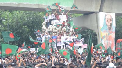 ‘শহীদি মার্চে’ লাখো ছাত্র-জনতার ঢল