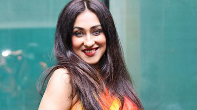 আরজি কর কাণ্ড: জনরোষের মুখে পালিয়ে গেলেন ঋতুপর্ণা 