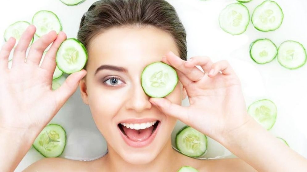 যে পদ্ধতিতে ৪০ পেরিয়েও ত্বক থাকবে টানটান