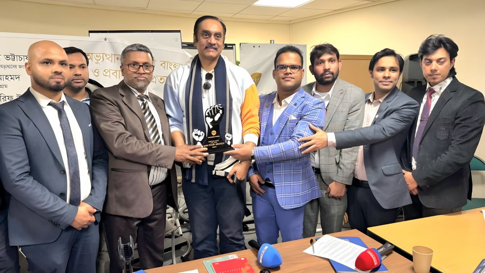 পাঁচ সিকার ছাগল চিনতে না পারলে রক্ত দেয়া থামবে না: পিনাকী ভট্টাচার্য