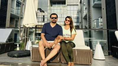 স্বামীকে নিয়ে হানিমুনে শিরিন শিলা