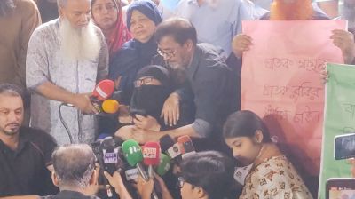 তামিমের মায়ের আহাজারি: আমার বুকটা জ্বলতাছে, ছেলেটাকে কেমন কইরা মারল