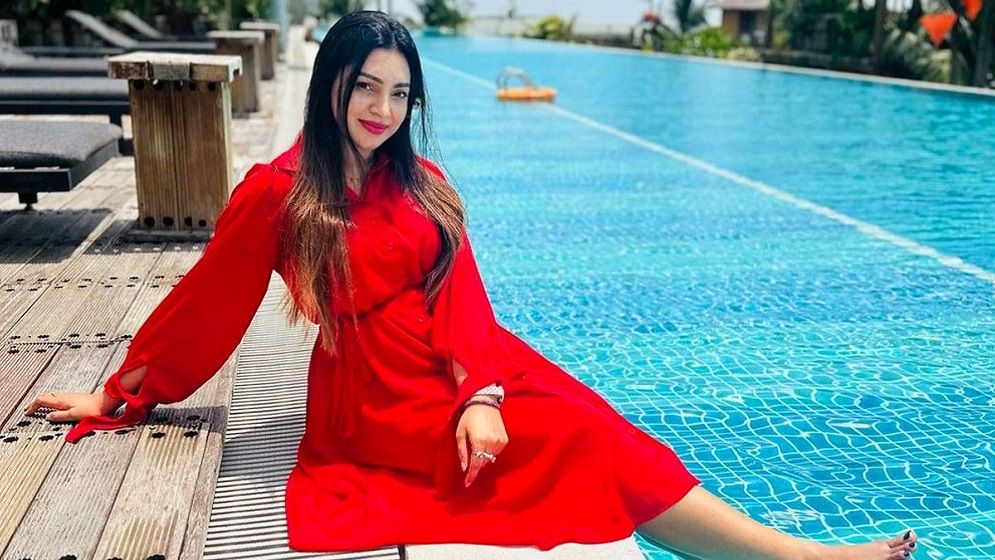 নিজের পেশা বদল নিয়ে মুখ খুললেন প্রভা