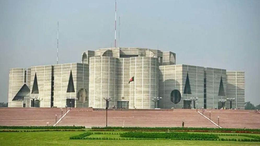 রাষ্ট্রের যেসব বিষয়ে বড়সড় পরিবর্তনের কথা ভাবছে সংস্কার কমিশনগুলো