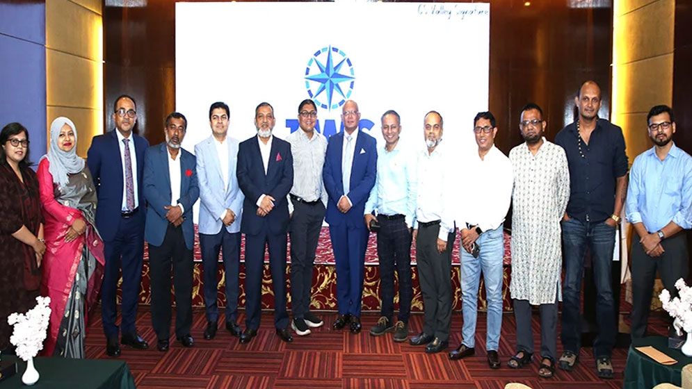 বিশ্বমানের শিক্ষা নিয়ে এলো আইডিব্লউএস অনলাইন স্কুল