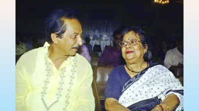 একটা রেলগাড়ি আর আমরা আলাদা হতে দেবে না কখনো