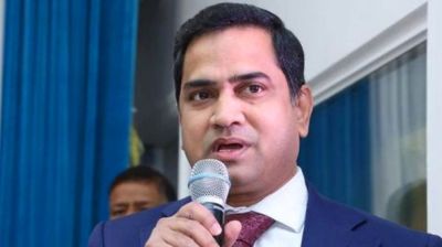 নাগিনীরা চারিদিকে ফেলিতেছে বিষাক্ত নিশ্বাস: মুশফিকুল ফজল আনসারী