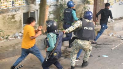 সন্নাসীর জামিন ঘিরে তুলকালাম