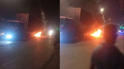 রাজধানীতে গভীররাতে হঠাৎ লরিতে আগুন