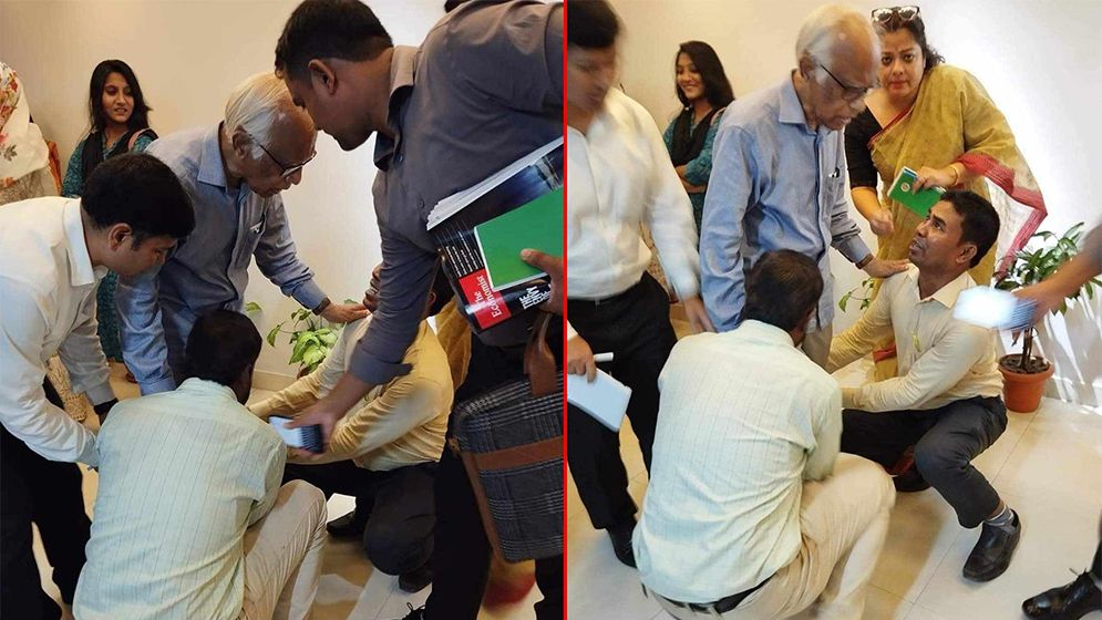 শিক্ষা উপদেষ্টার পা জড়িয়ে ধরে দুই শিক্ষক কাঁদলেন কেন?