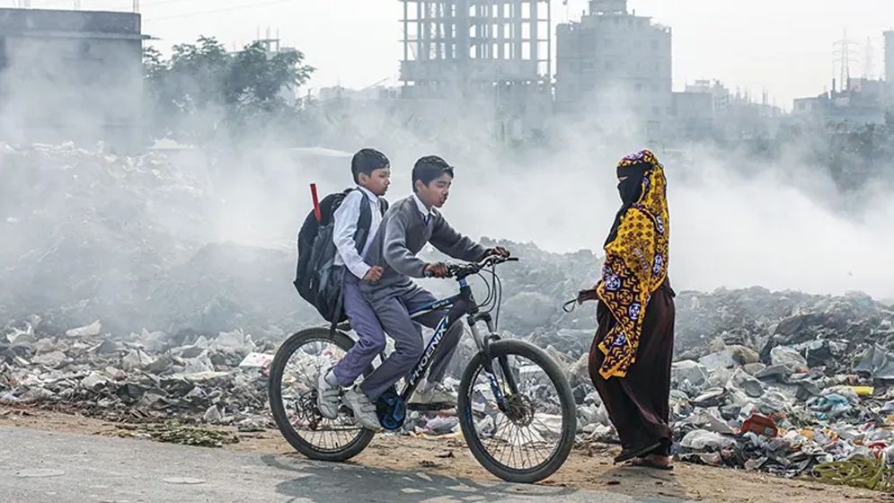 বিশ্বের সবচেয়ে ‘দূষিত’ শহর ঢাকা