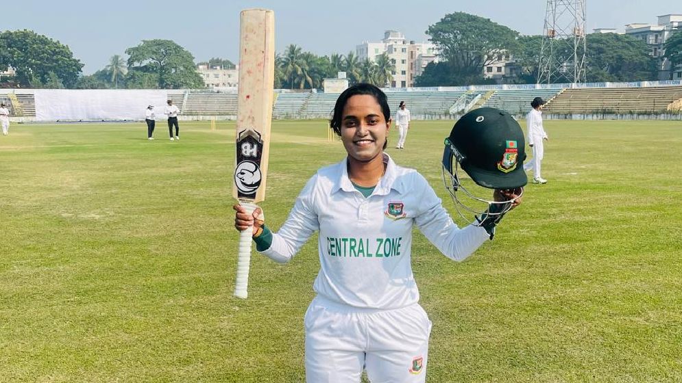 নারী ক্রিকেটে জ্যোতির ইতিহাস