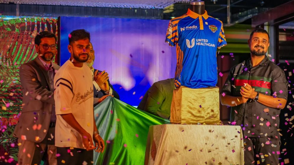 বিপিএলে খুলনা টাইগার্সের অধিনায়ক মিরাজ