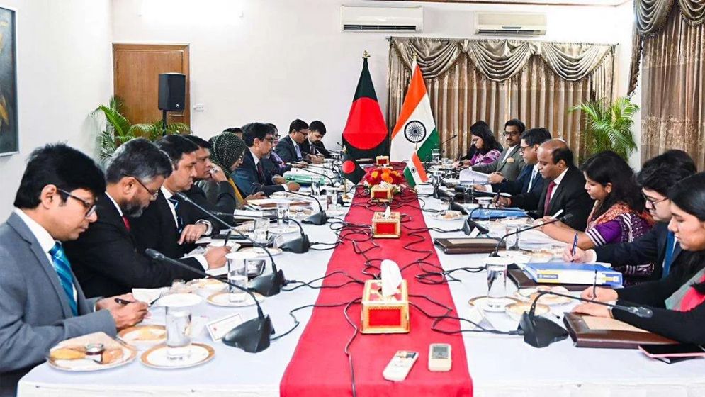 ভারতে বসে শেখ হাসিনার রাজনৈতিক কার্যক্রম নিয়ে যা বললেন বিক্রম মিশ্রি