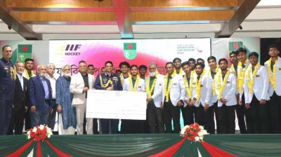 ৫ লাখ টাকা পুরস্কার পাচ্ছে বিশ্বকাপে নাম লেখানো হকি দল