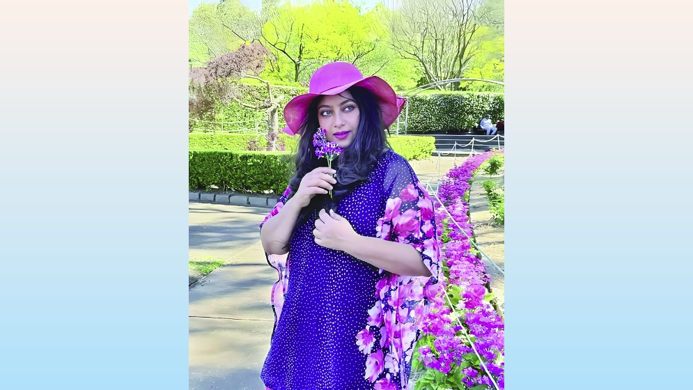 পোশাক বিতর্কে মুখ খুললেন শাবনূর