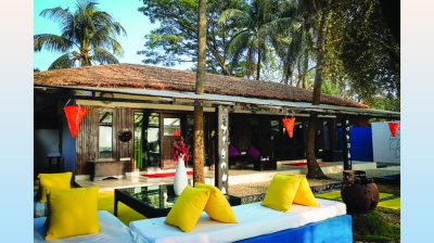 প্রকৃতির সান্নিধ্যে মধুচন্দ্রিমায়