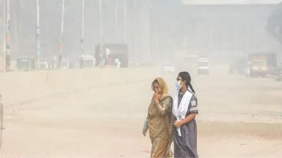 বায়ুদূষণে বিপর্যস্ত রাজধানী, স্বাস্থ্যঝুঁকিতে মানুষ