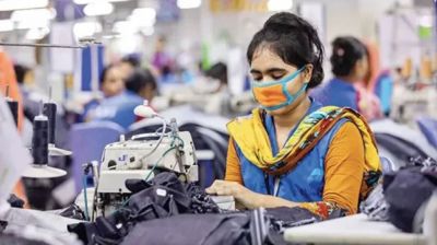 ২০২৪ সালে ৩৮.৪৮ বিলিয়ন ডলারের পোশাক রপ্তানি, অপ্রচলিত বাজারেও বেড়েছে প্রবৃদ্ধি