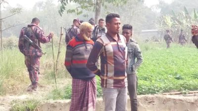 এবার জয়পুরহাট সীমান্তে কাঁটাতারের বেড়া নির্মাণের চেষ্টা, বিজিবির বাধায় বন্ধ