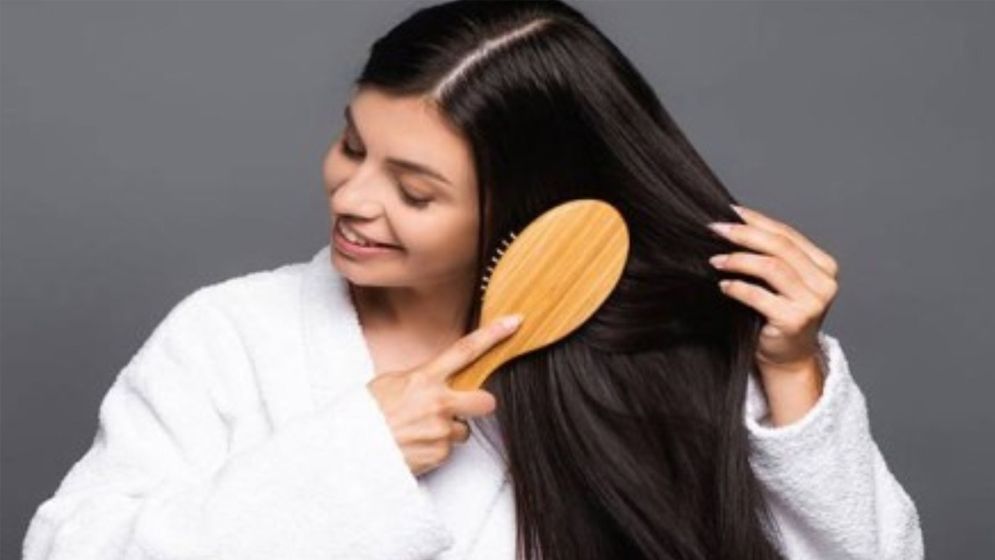 চুল ভালো রাখতে সেরা ৩ ফল