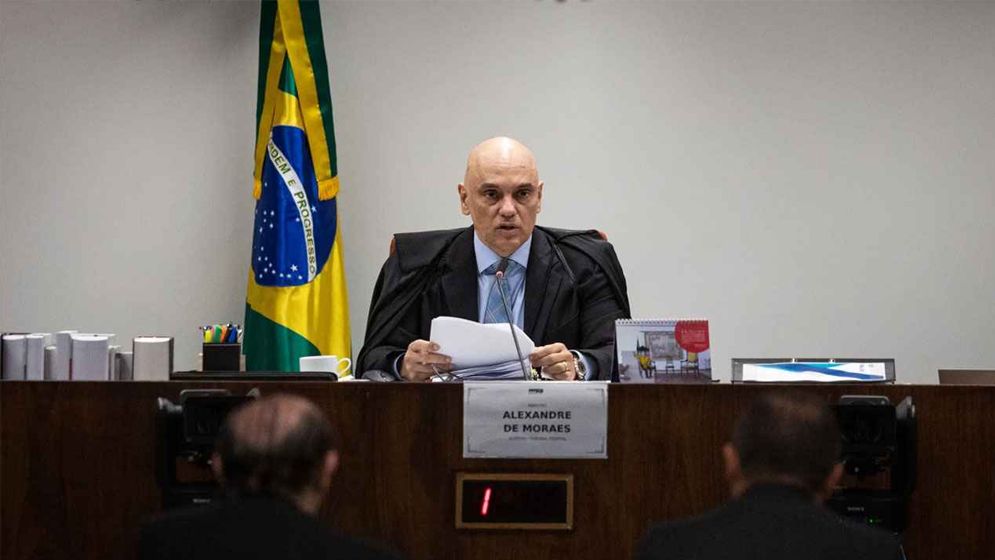 ব্রাজিলের বিচারপতির ভিসা বাতিল করল যুক্তরাষ্ট্র