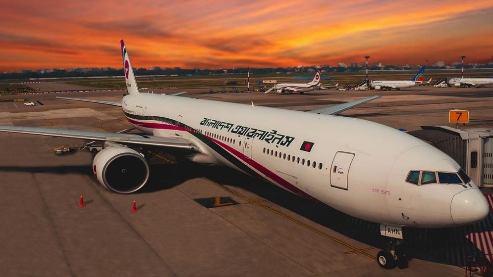 বিমানে বোমা পাওয়া যায়নি, ফ্লাইট চলবে