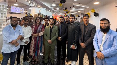 চট্টগ্রামের জিইসি মোড়ে লাইভ শপিংয়ের নতুন আউটলেট