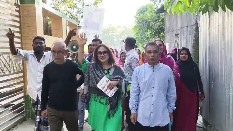 ব্যক্তিগত জমিতে হাসপাতাল নির্মাণের ঘোষণা স্বতন্ত্র প্রার্থী সিগমার