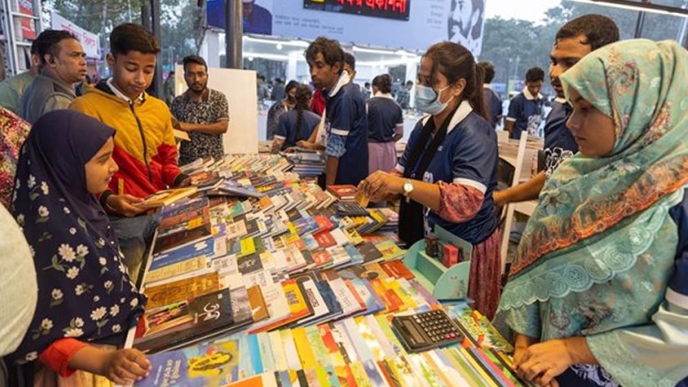 বইমেলা শুরু ২৫ ফেব্রুয়ারি, স্টল ভাড়া মওকুফ