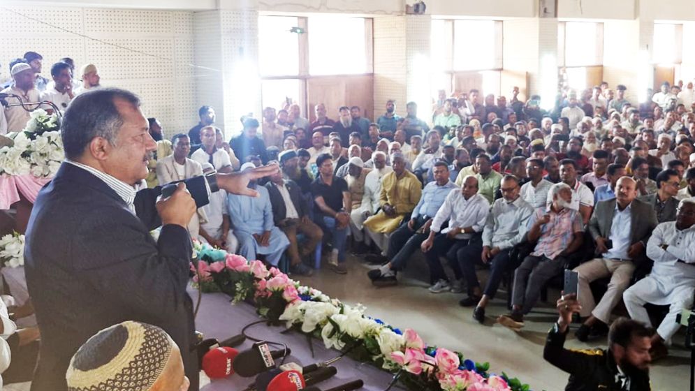 গণতন্ত্র ছাড়া গণমাধ্যম চলবে না