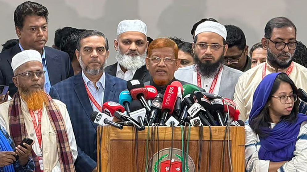 বিকেলে ১১ দলের বিক্ষোভ সমাবেশ  