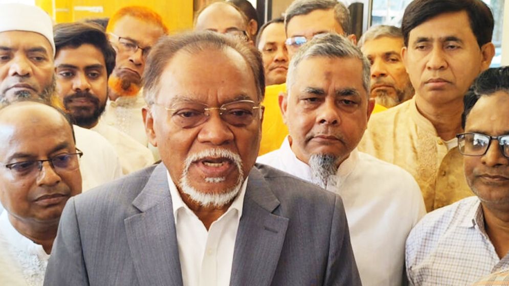 দলীয়করণে জনপ্রশাসন নিরপেক্ষতা হারিয়েছে