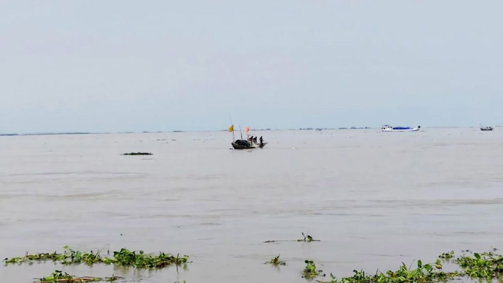 মেঘনায় মার্চ-এপ্রিল মাছ ধরা নিষিদ্ধ