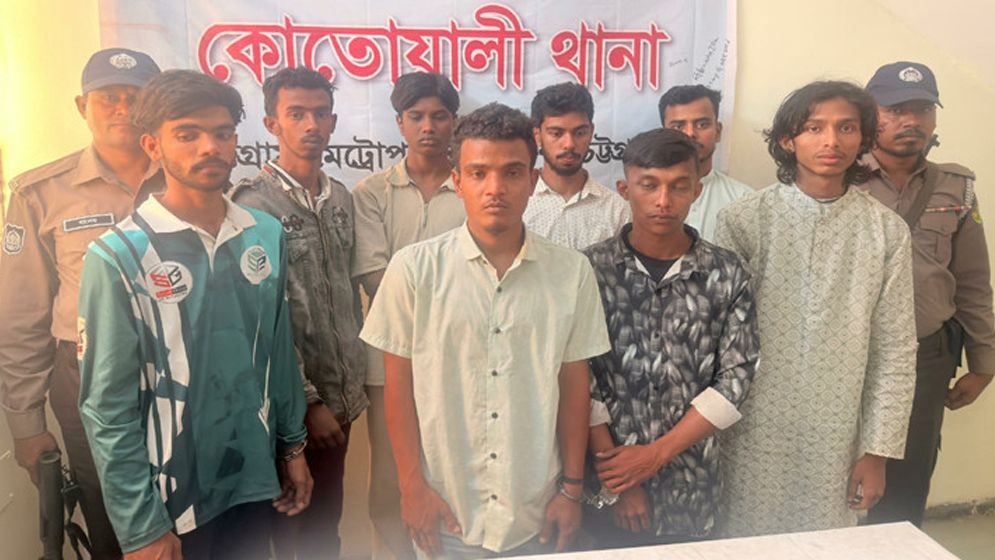 নিষিদ্ধ যুবলীগের ঝটিকা মিছিল, ৮ সদস্য গ্রেপ্তার