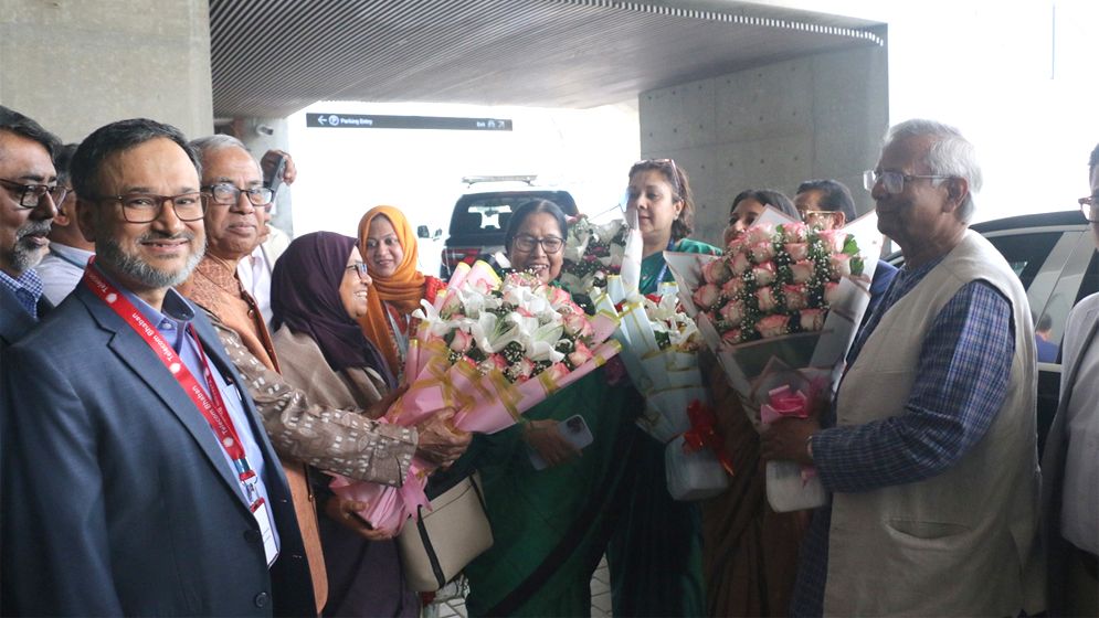 নিজ কর্মস্থলে ফিরলেন ড. মুহাম্মদ ইউনূস