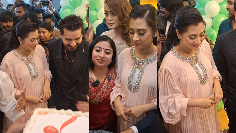 মা হতে চলেছেন বুবলি, ধরা পড়ল বেবিবাম্প