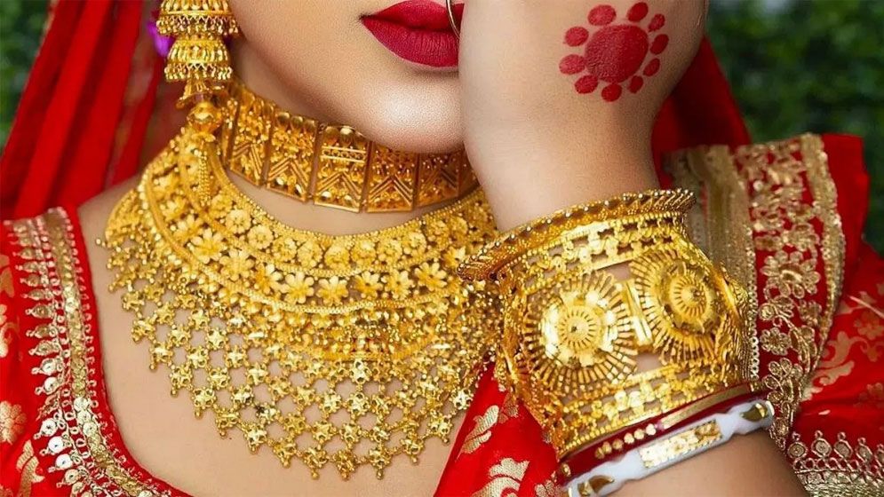 স্বর্ণের দাম এবার বাড়ল ভরিতে ২২১৬ টাকা
