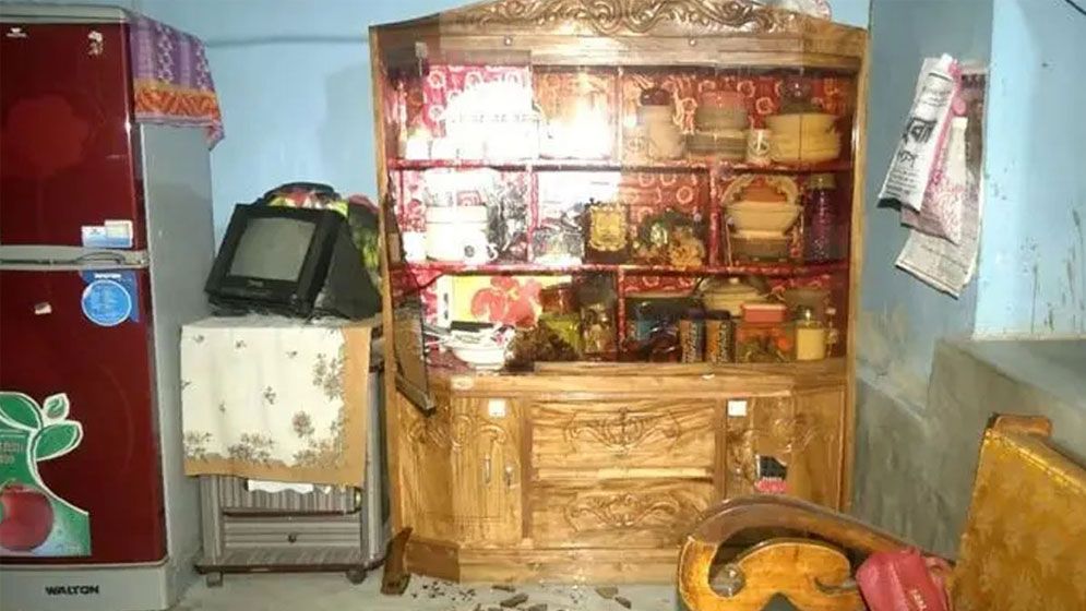 বগুড়ায় বিএনপি-জামায়াতের সংঘর্ষ