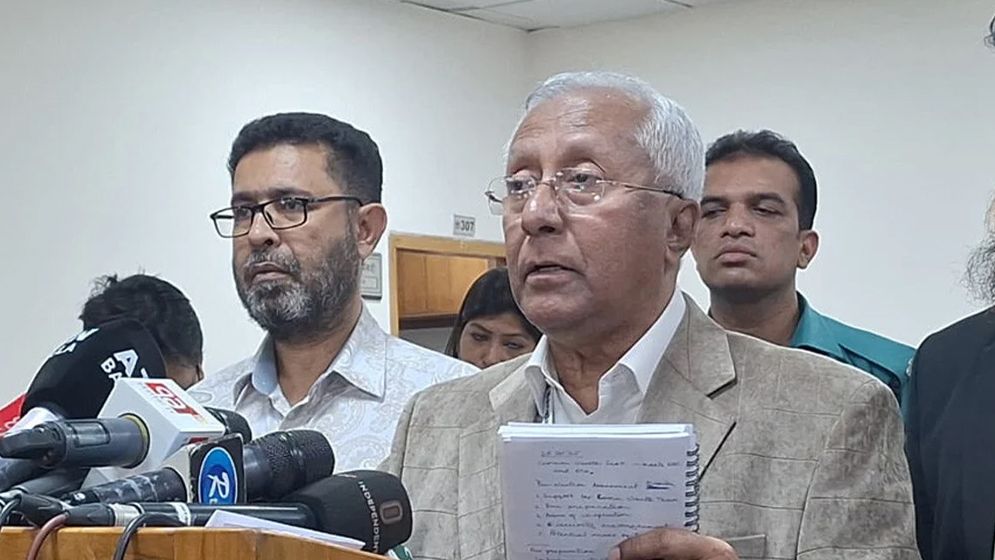 টাকা বহন ইস্যুতে আমাকে মিসকোট করা হয়েছে: ইসি সচিব