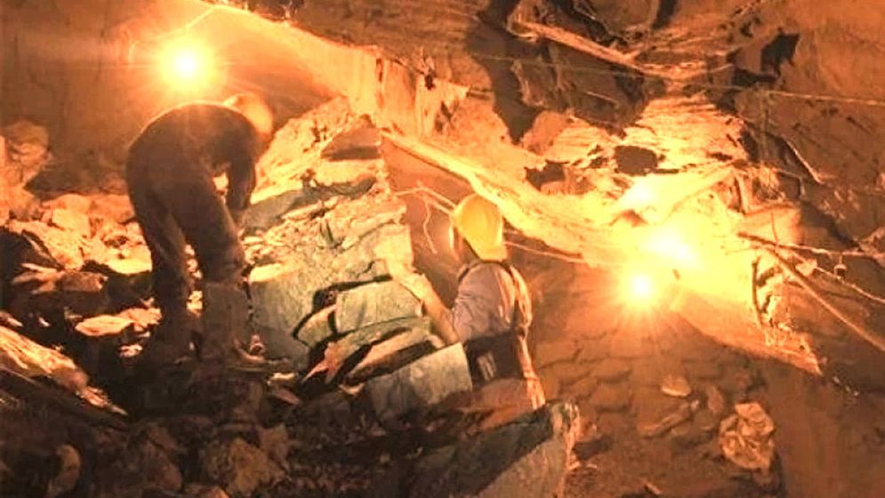 স্বর্ণের খনিতে দুর্ঘটনা, নিহত ৭